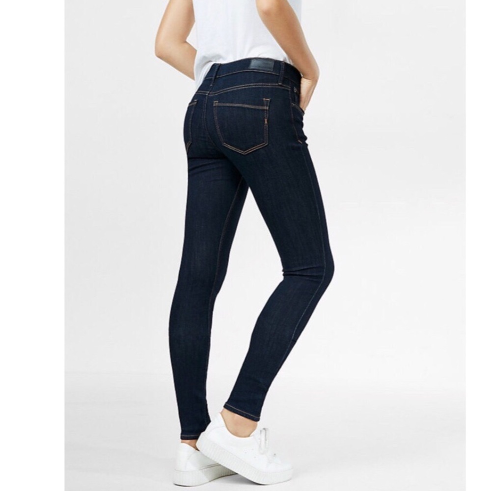 Express Mid Rise Jeans